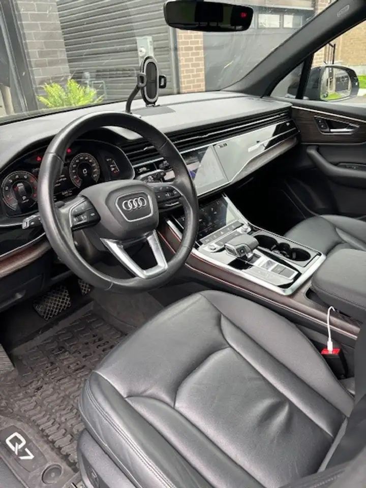 Audi Q7 - Image 4