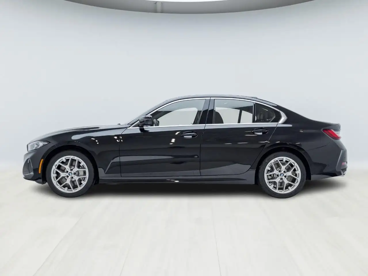 BMW 3 Series - Image 3