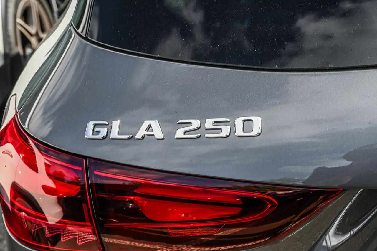 Mercedes-Benz GLA - Image 5