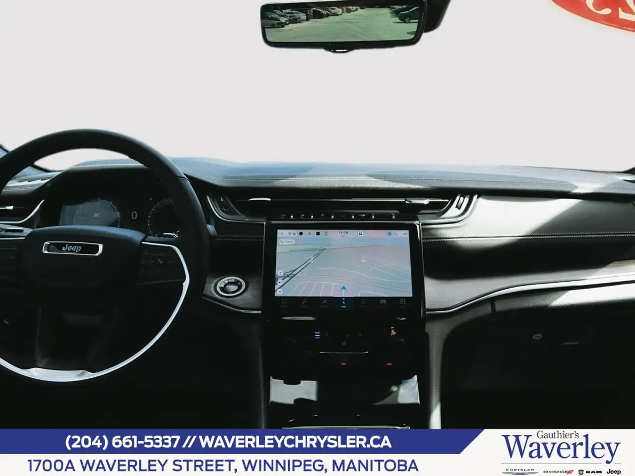 Jeep Grand Cherokee - Image 18