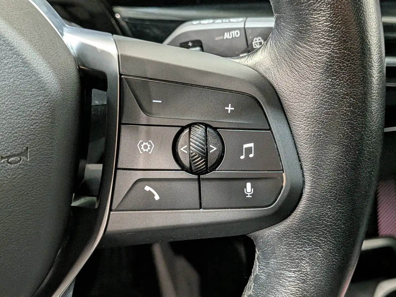 BMW X1 - Image 17