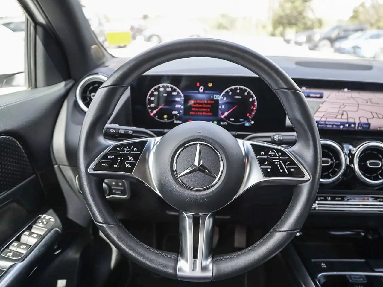 Mercedes-Benz GLA - Image 17