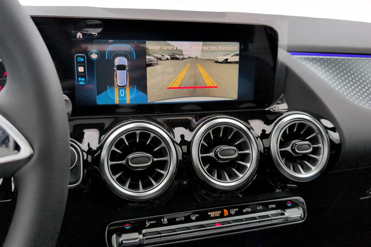 Mercedes-Benz GLA - Image 9