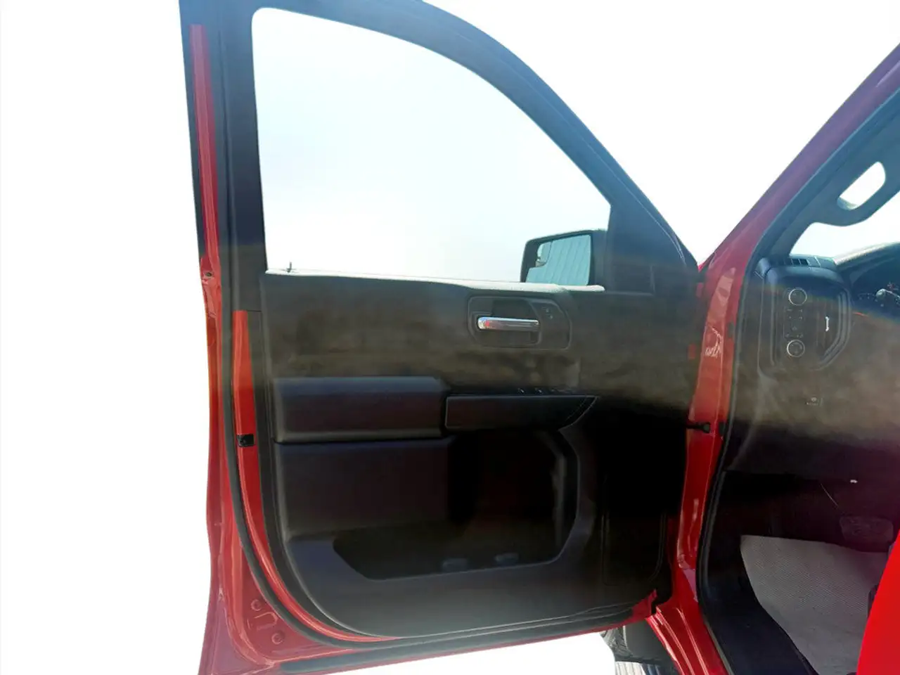 Chevrolet Silverado - Image 7