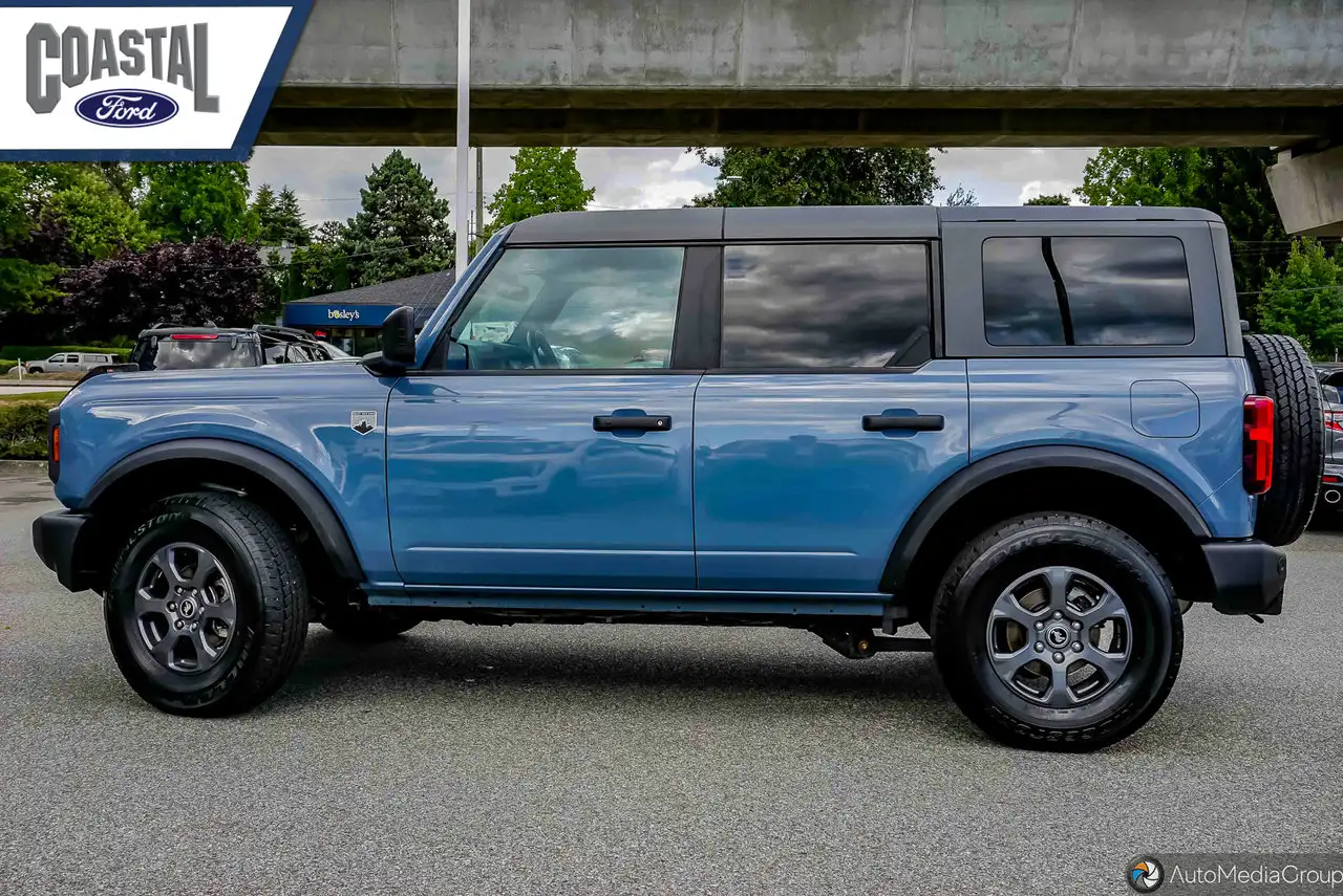 Ford Bronco - Image 8