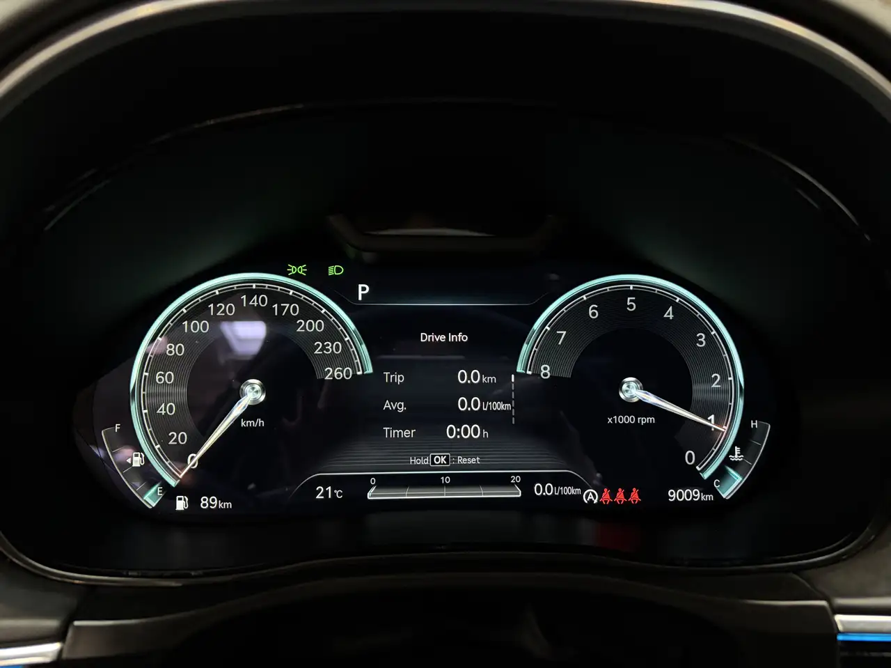 Genesis GV70 - Image 11