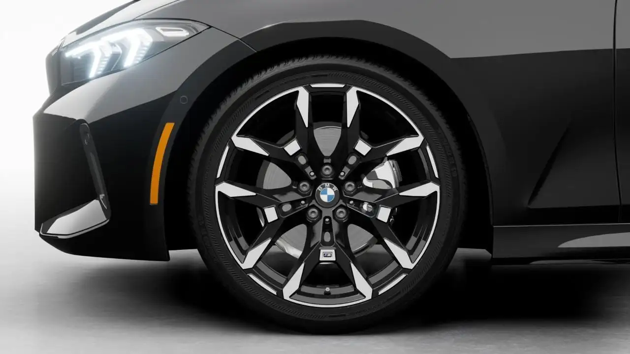BMW 3 Series - Image 7