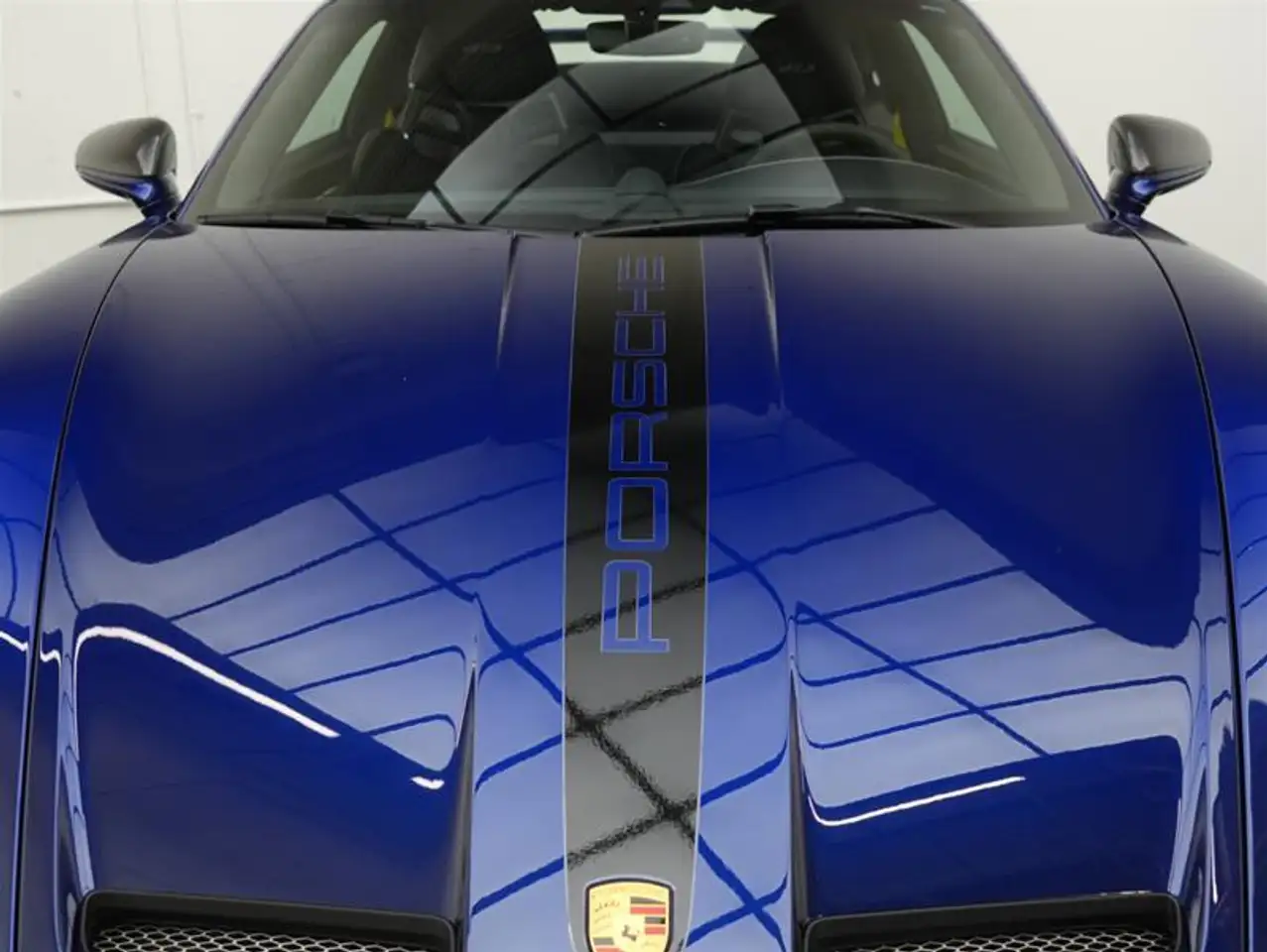 Porsche 911 - Image 4