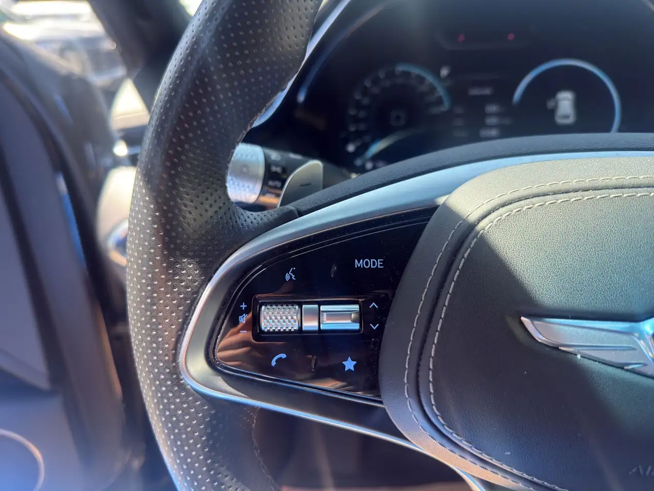 Genesis GV70 - Image 7