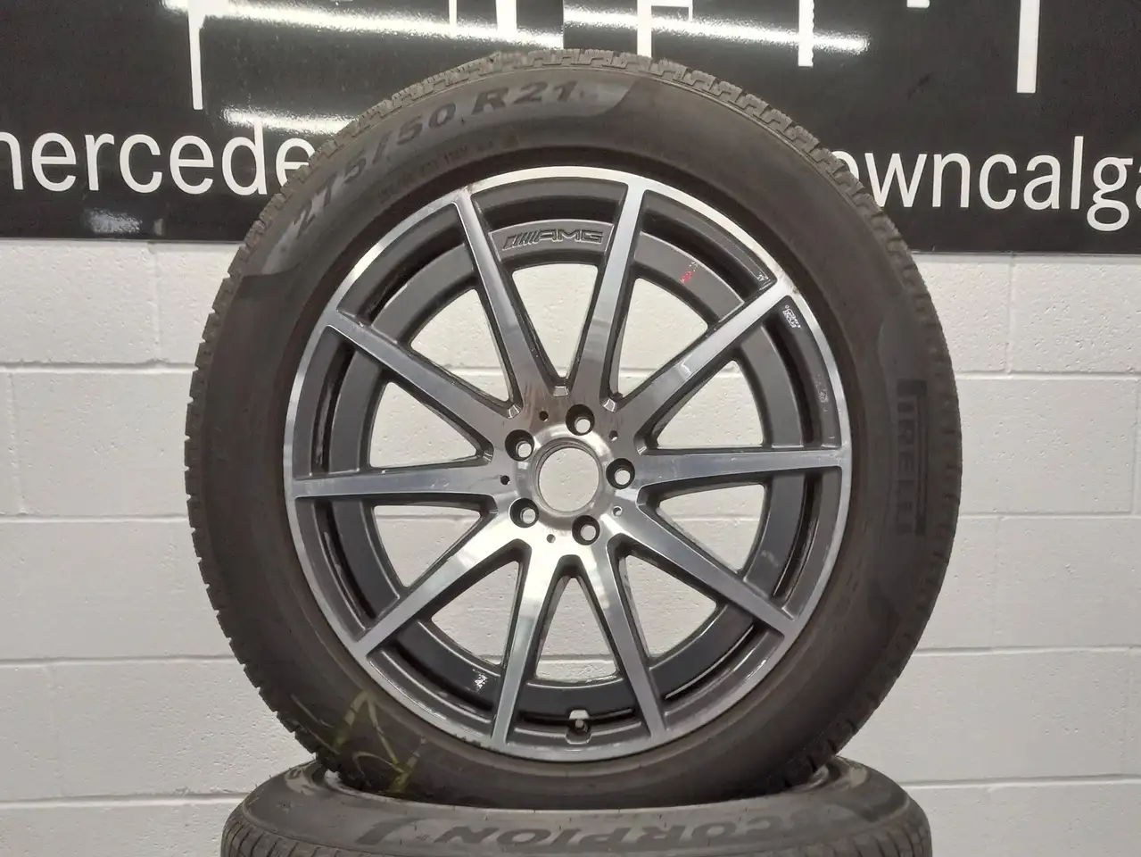 Mercedes-Benz GLS - Image 18