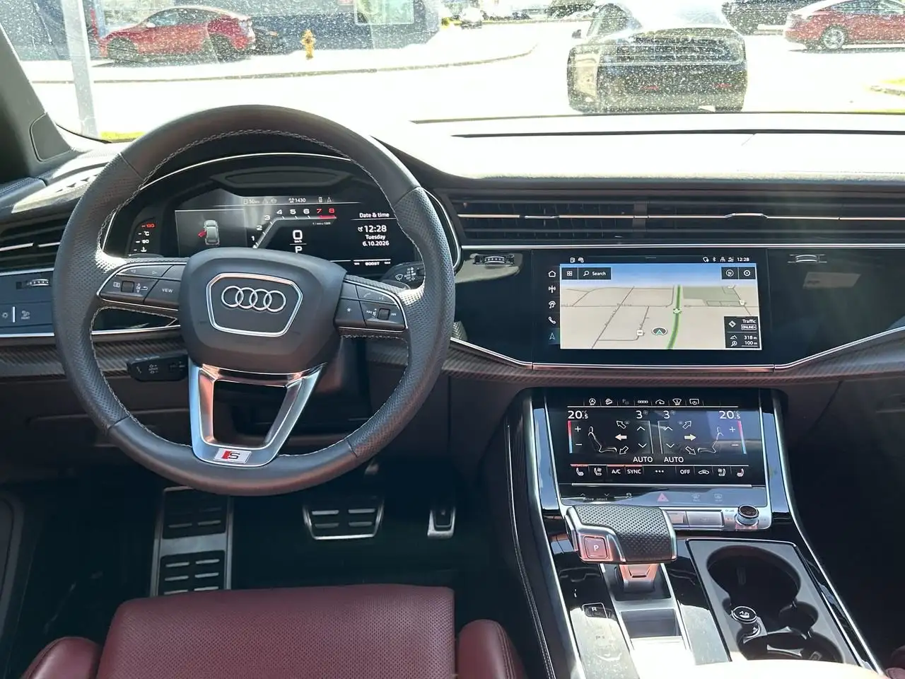 Audi SQ7 - Image 29