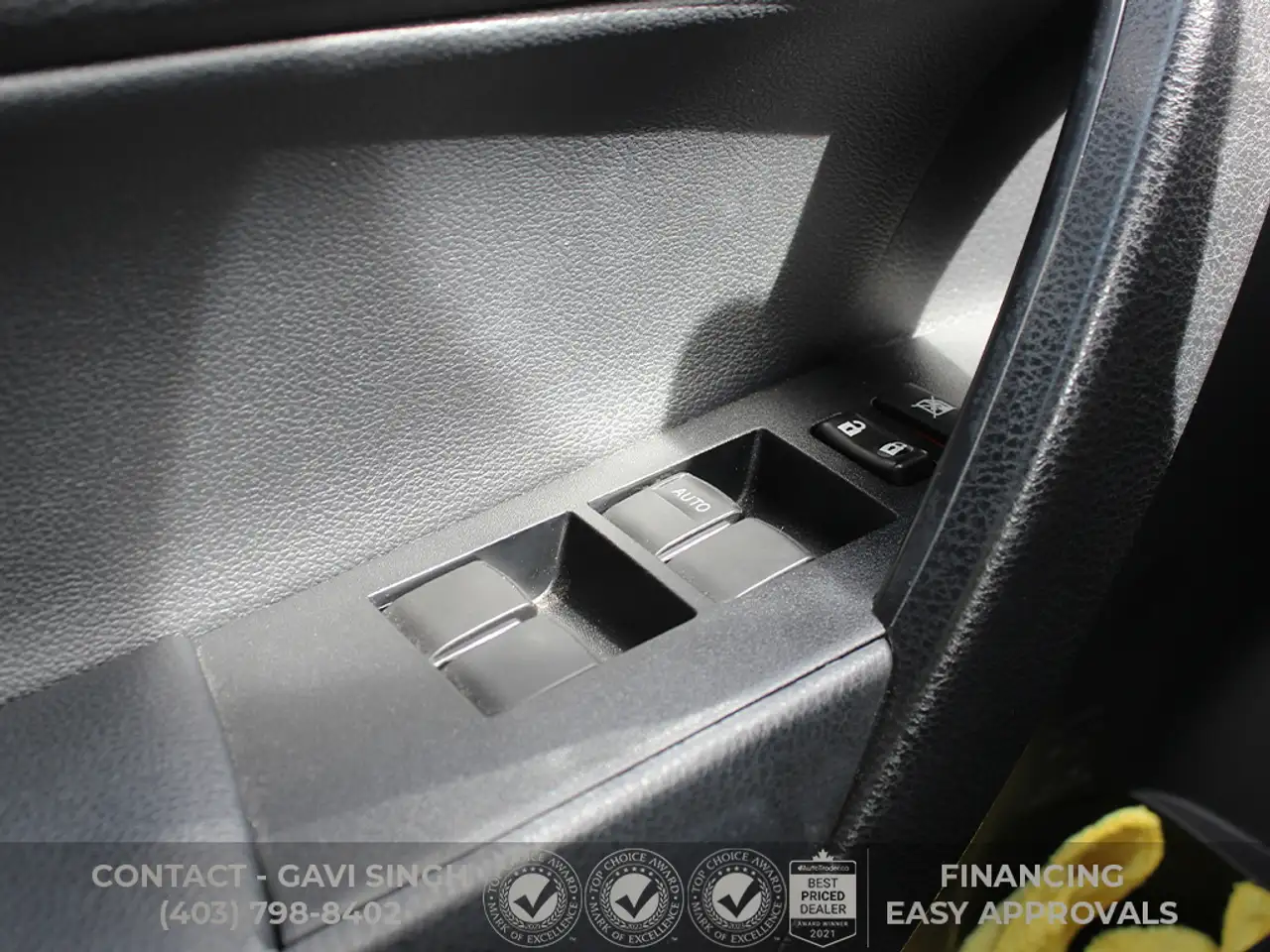 Ford Mustang - Image 18