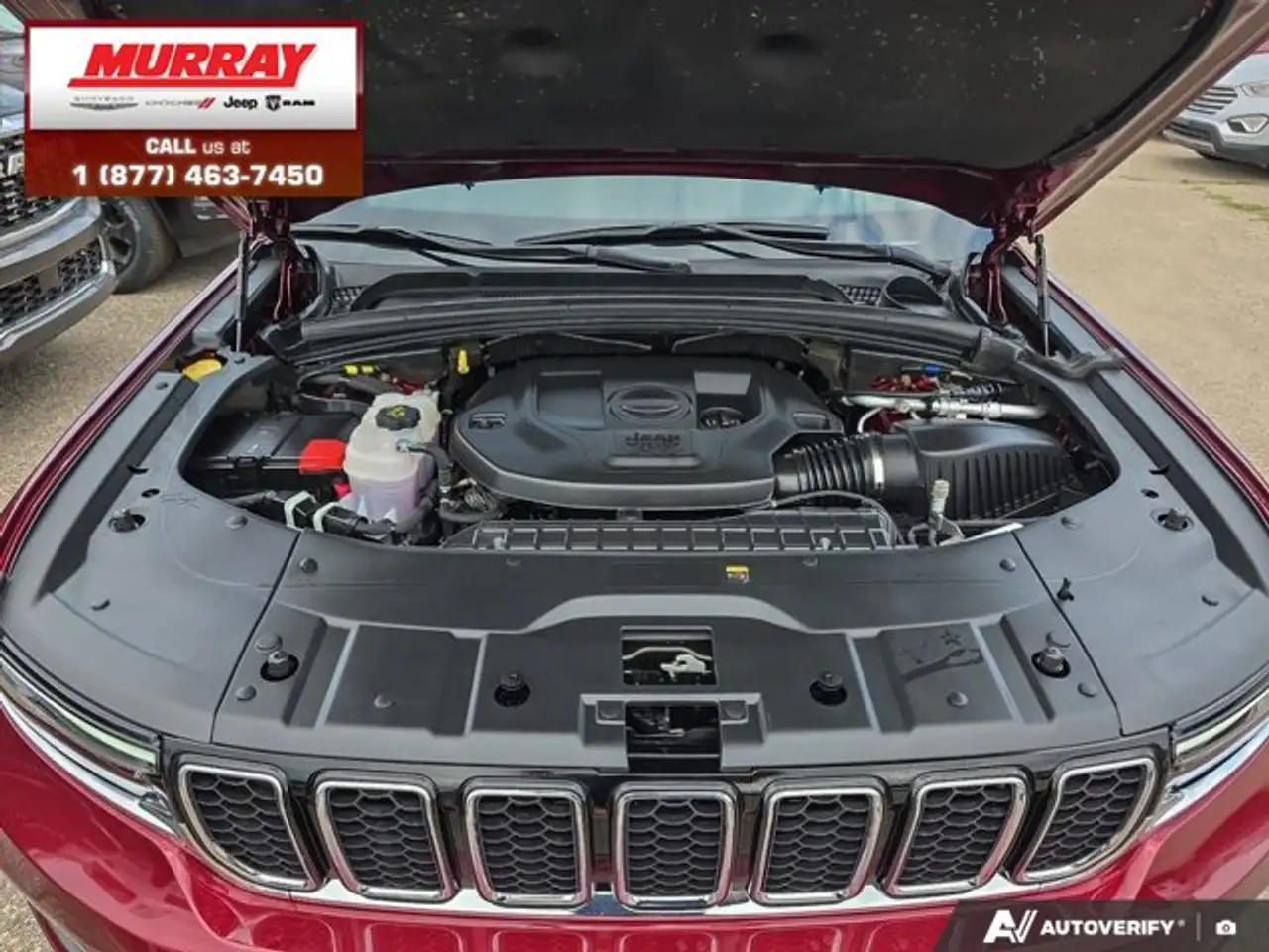 Jeep Grand Cherokee - Image 10
