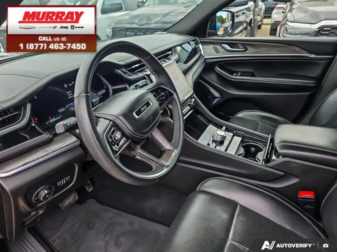 Jeep Grand Cherokee - Image 13