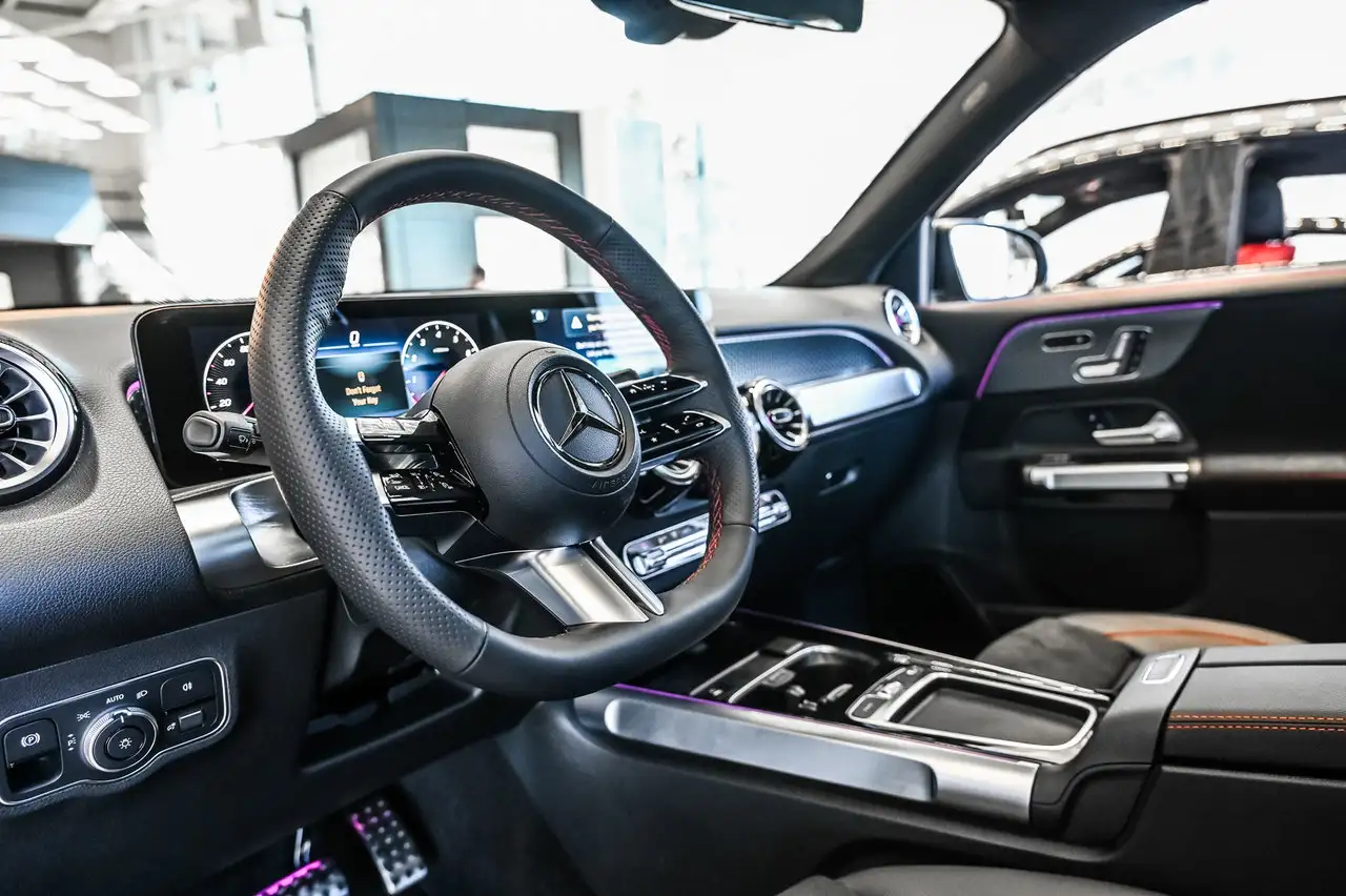 Mercedes-Benz GLB - Image 8
