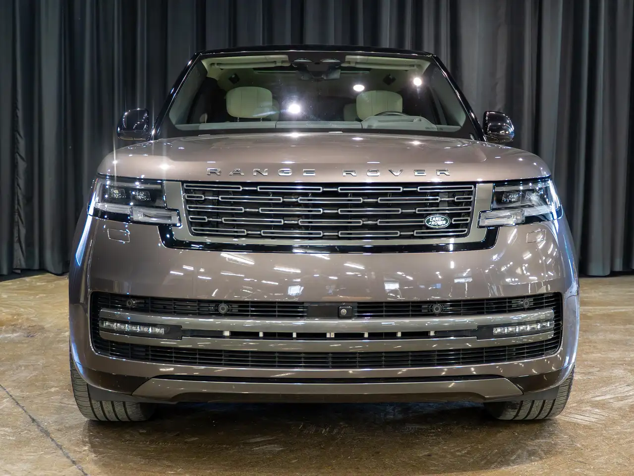 Land Rover Range Rover - Image 3
