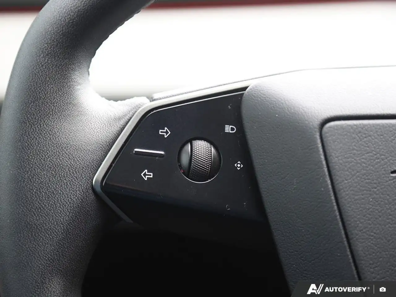 Tesla Cybertruck - Image 21
