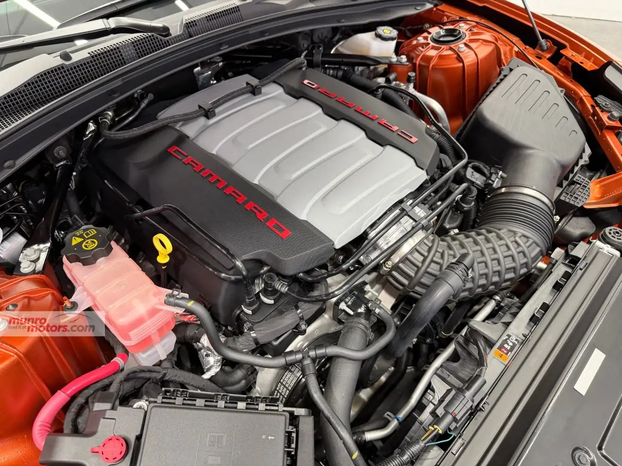Chevrolet Camaro - Image 18