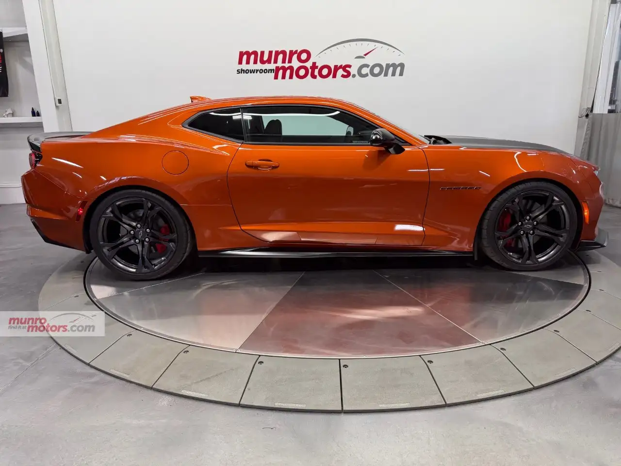 Chevrolet Camaro - Image 8