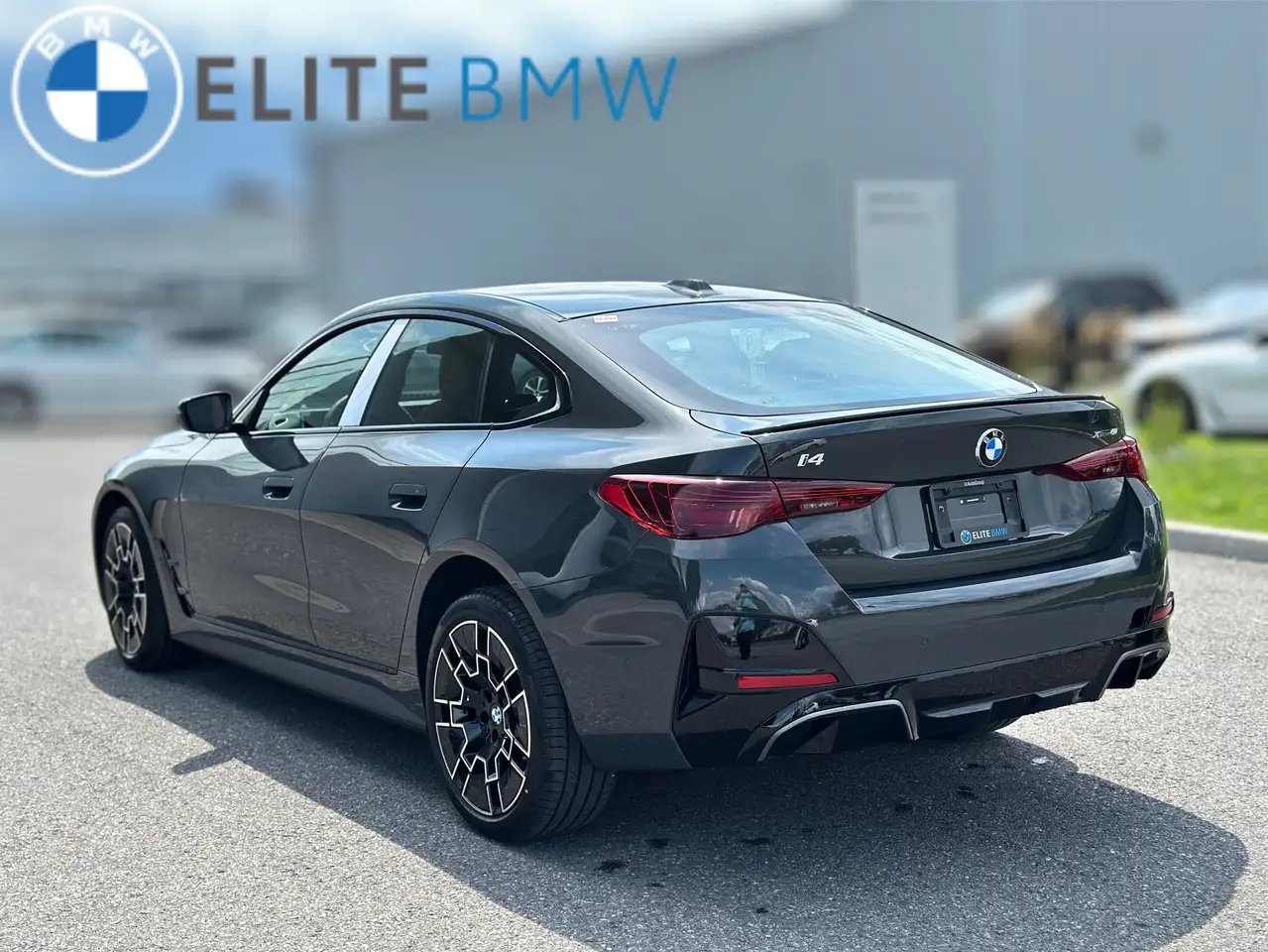 BMW i4 - Image 4