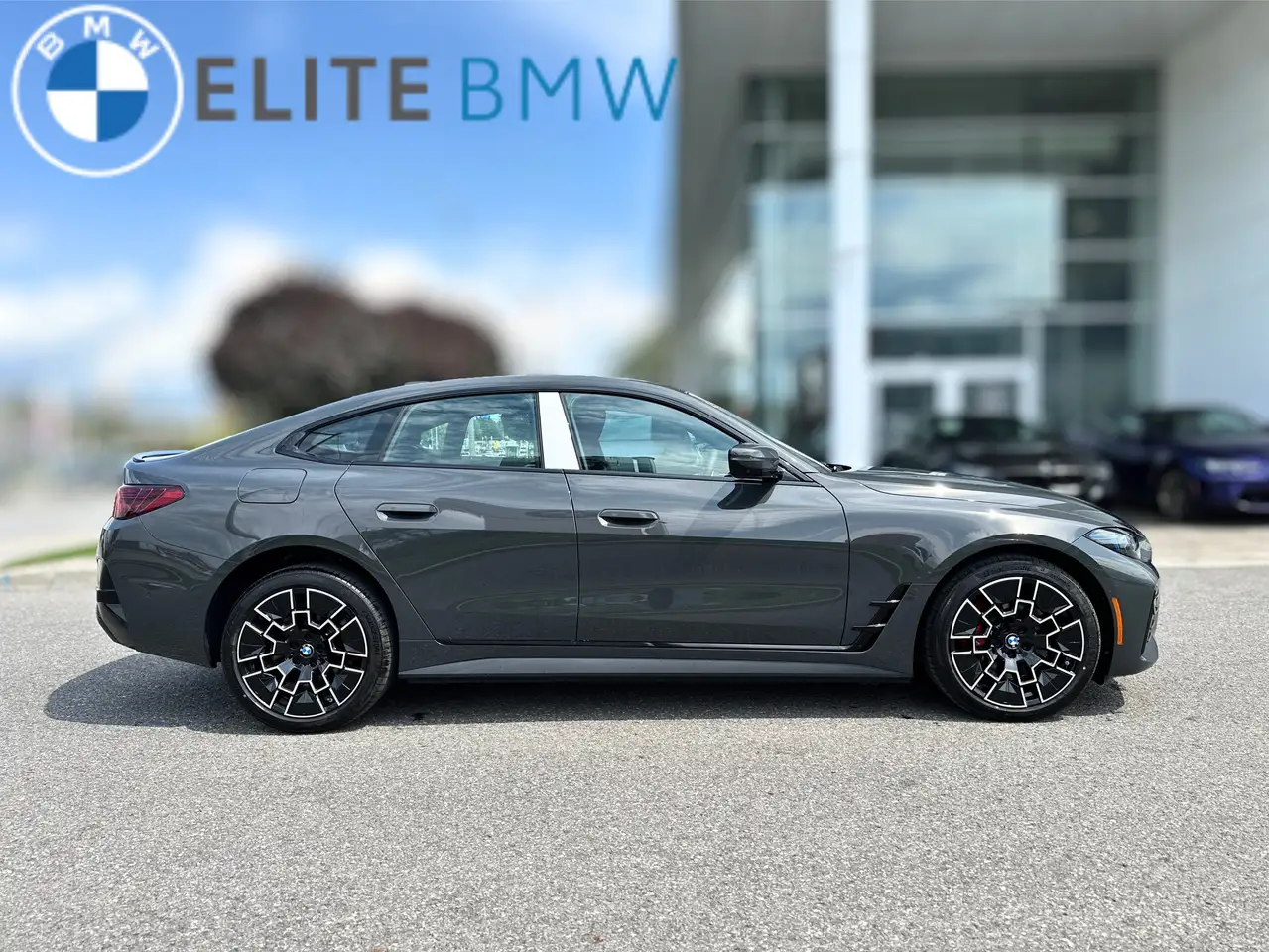 BMW i4 - Image 34