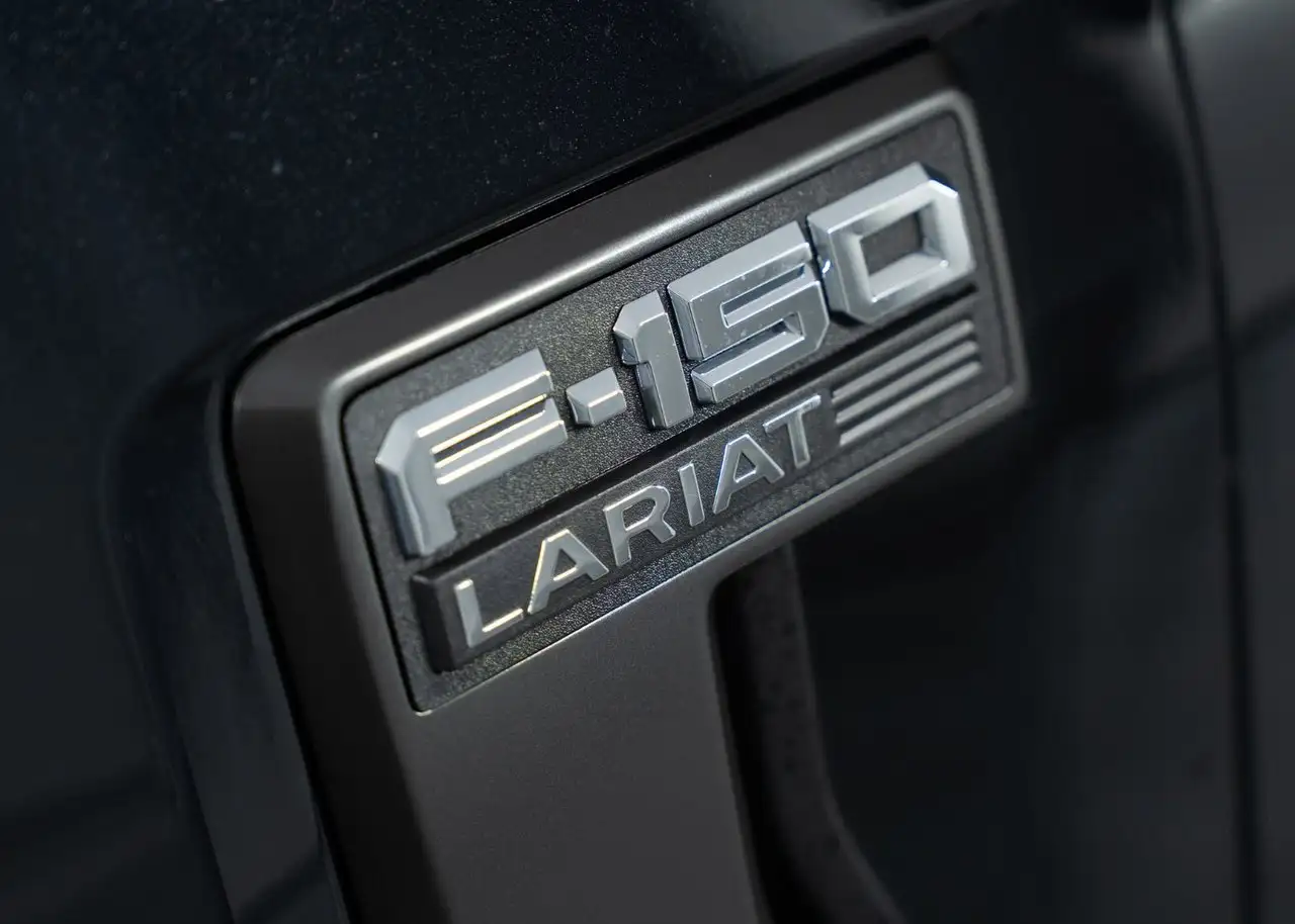 Ford F-150 - Image 10