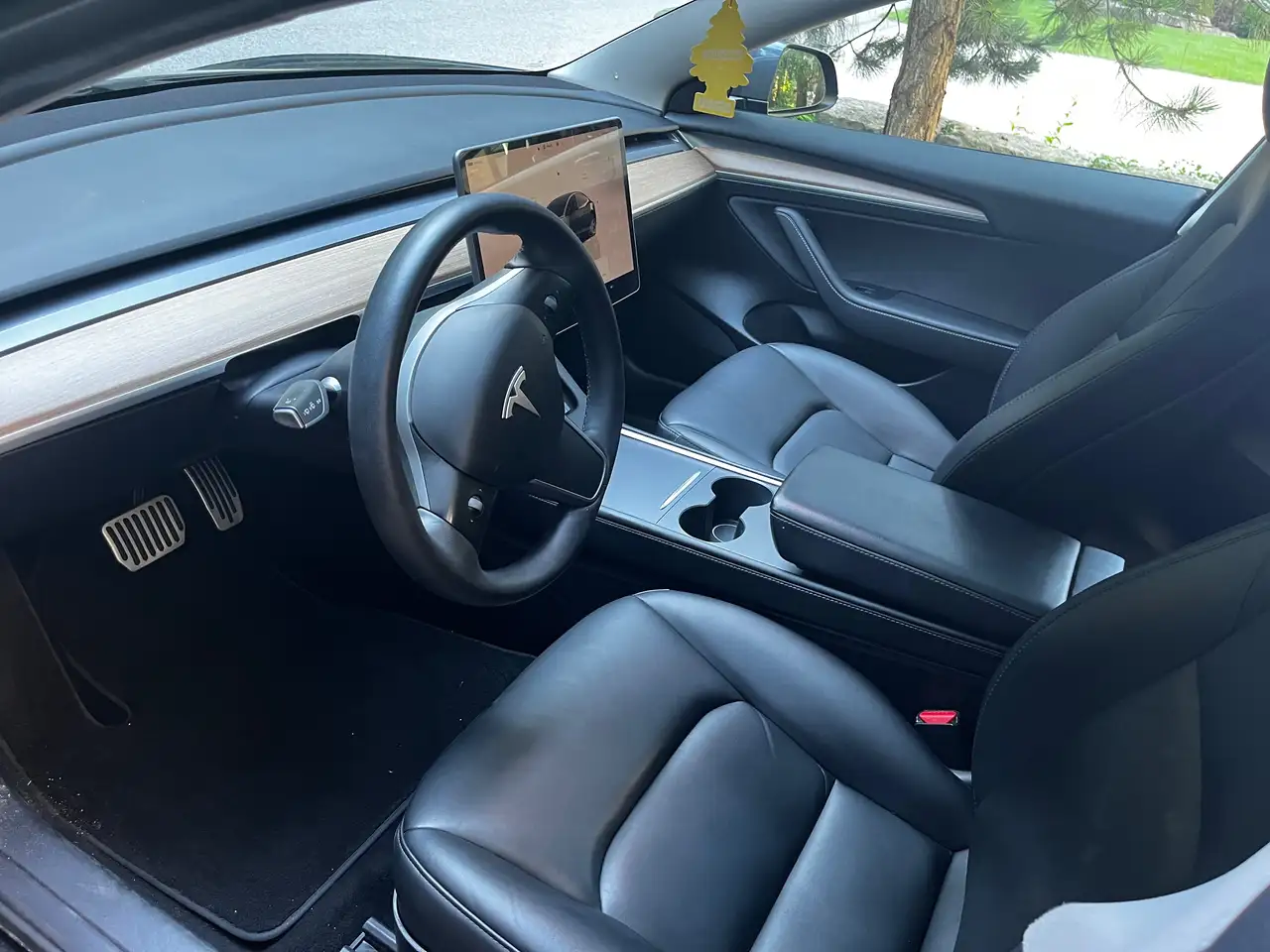 Tesla Model 3 - Image 4