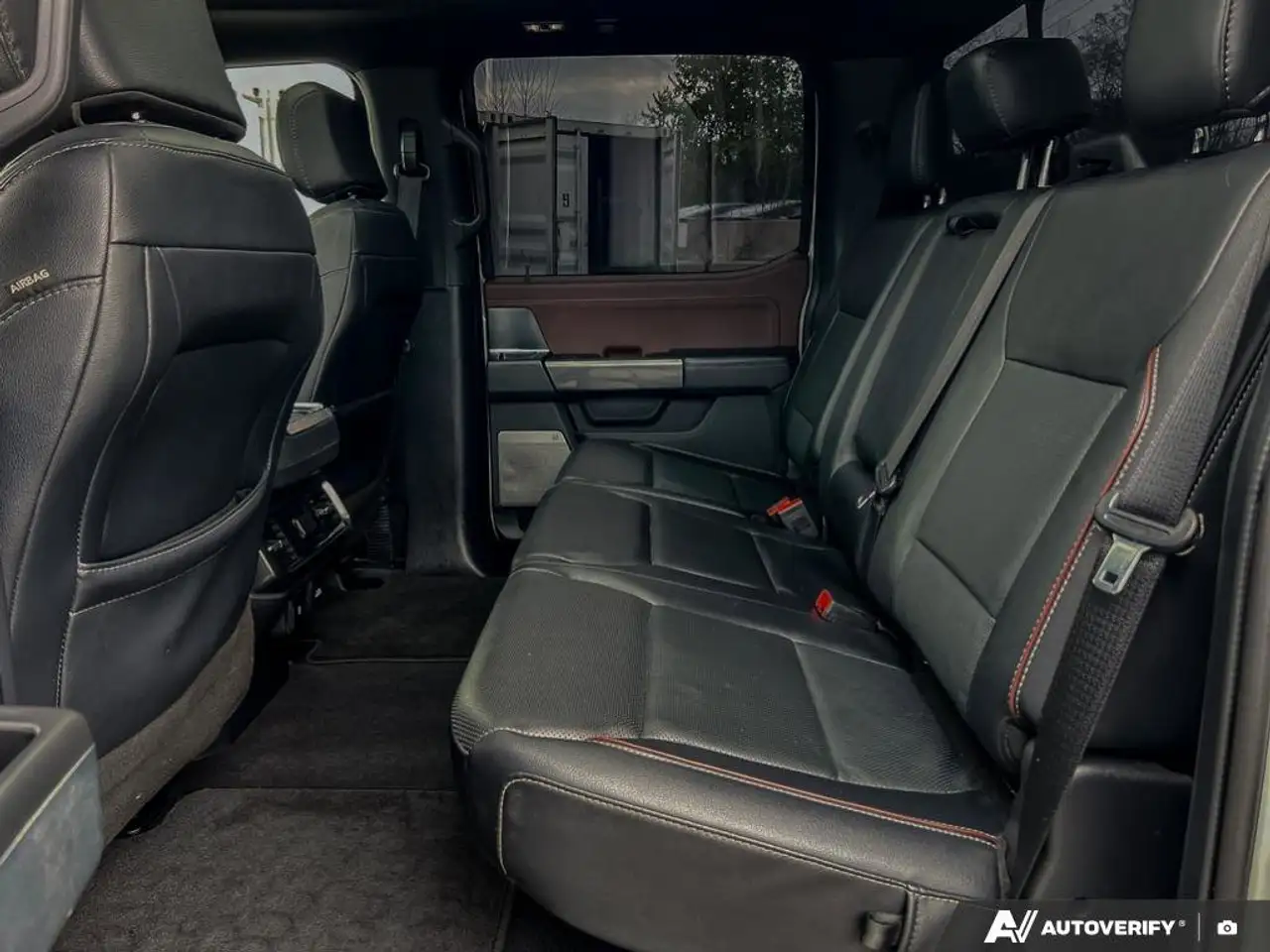 Ford F-150 - Image 27