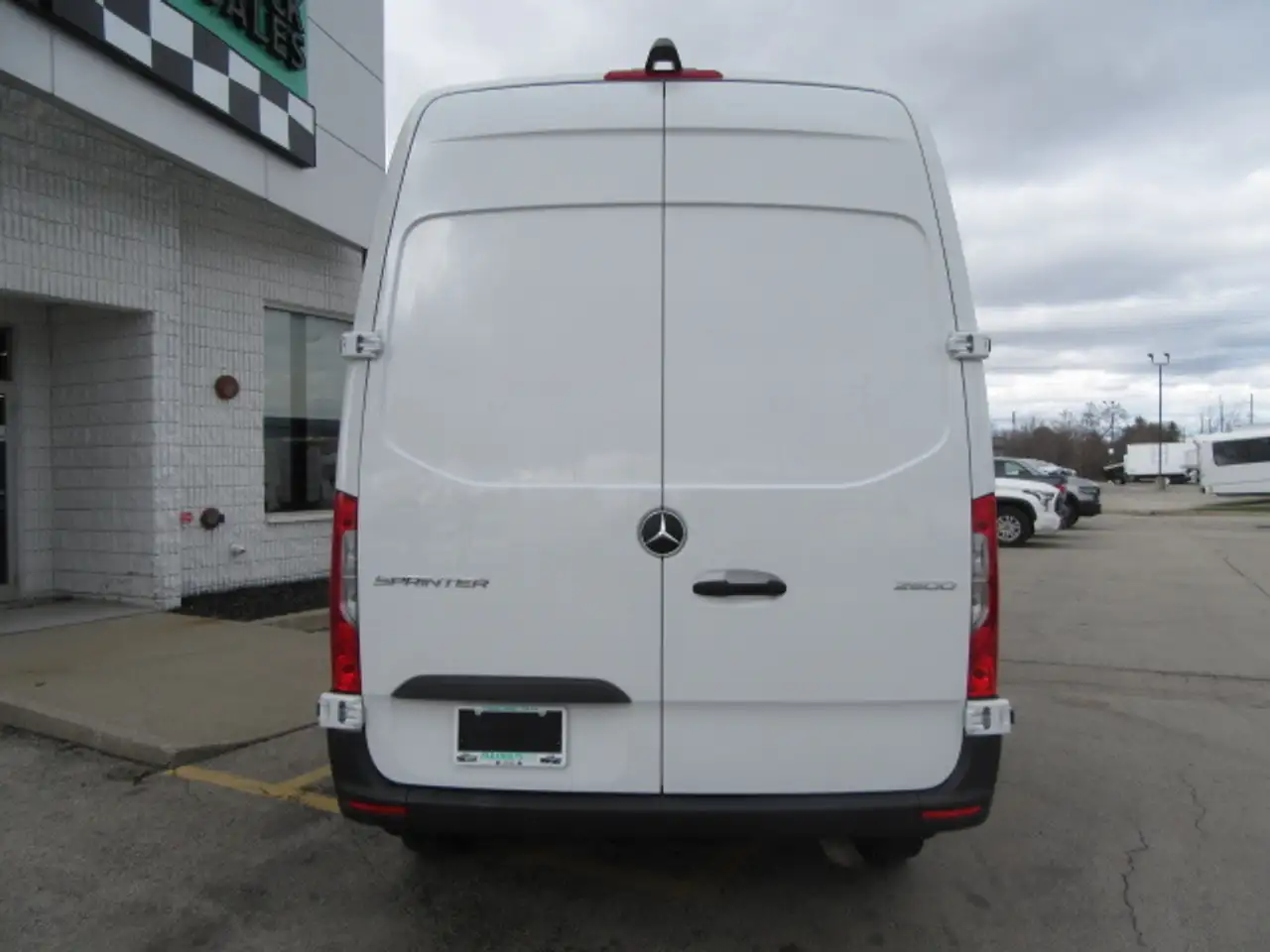 Mercedes-Benz Sprinter - Image 5