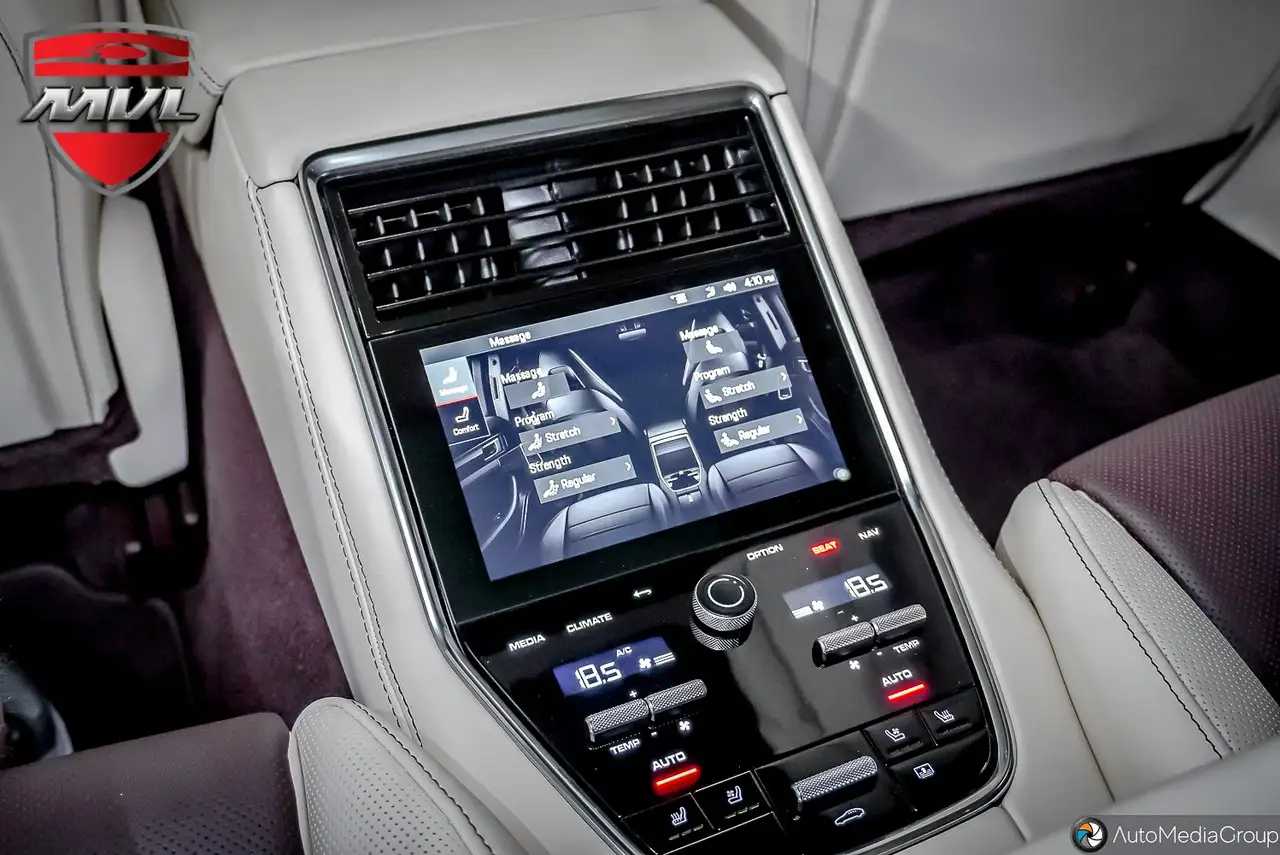Porsche Panamera - Image 34