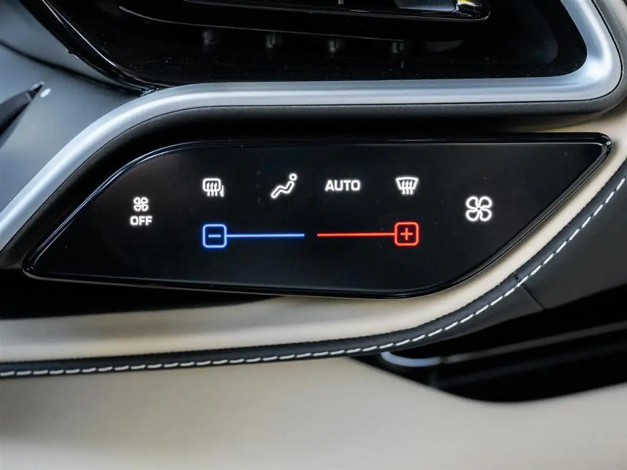 Ferrari 296 GTB - Image 27