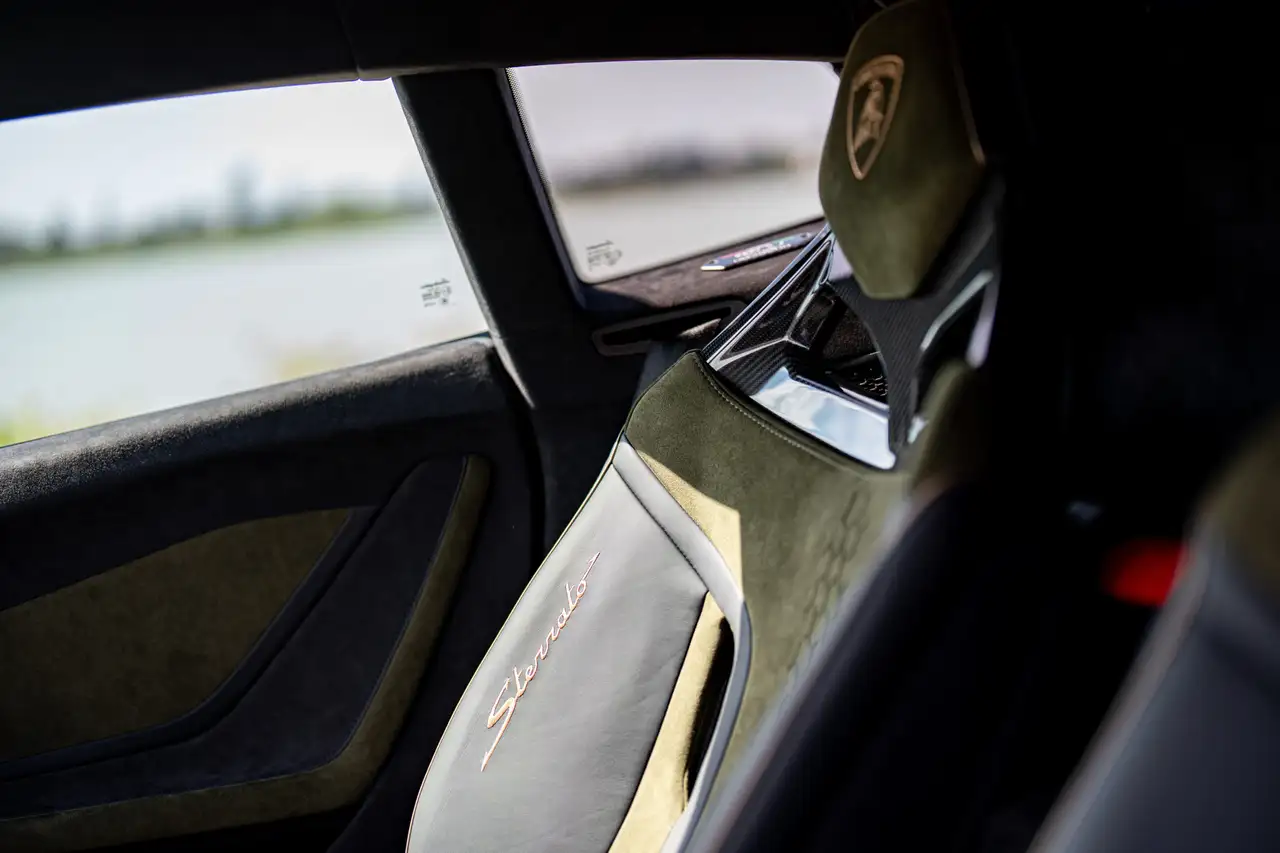 Lamborghini Huracán - Image 18