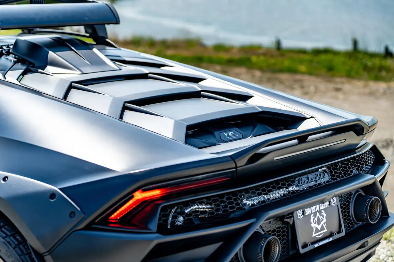 Lamborghini Huracán - Image 36