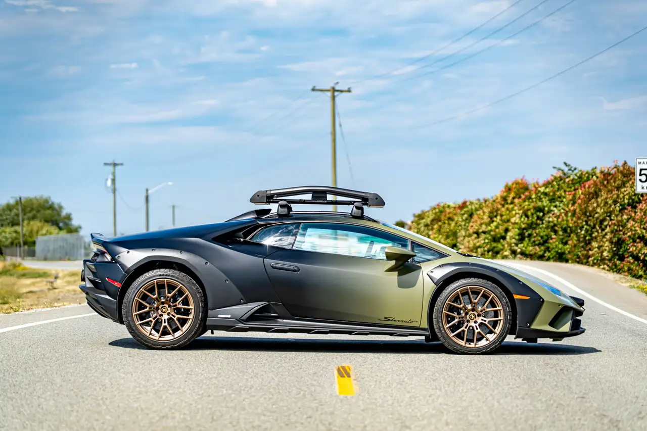 Lamborghini Huracán - Image 11