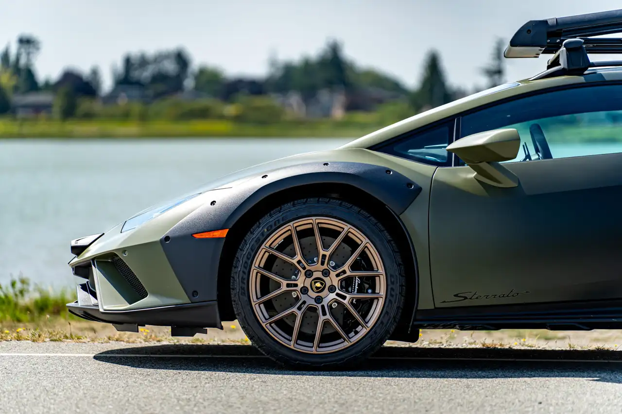 Lamborghini Huracán - Image 32