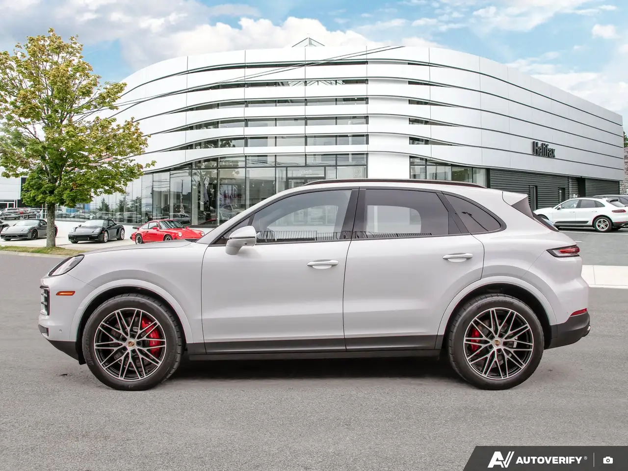 Porsche Cayenne - Image 2