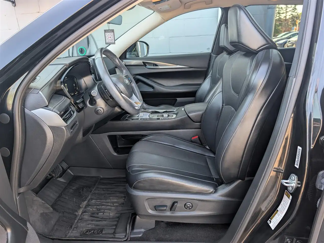 Infiniti QX60 - Image 10
