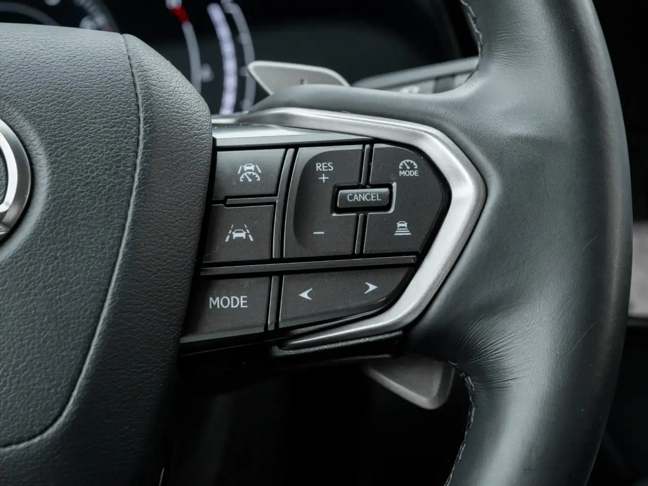 Lexus NX - Image 11