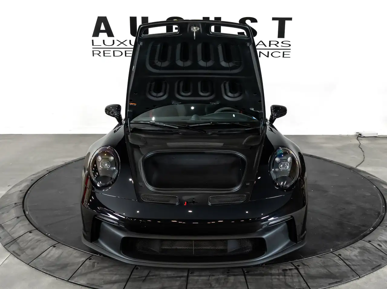 Porsche 911 - Image 38