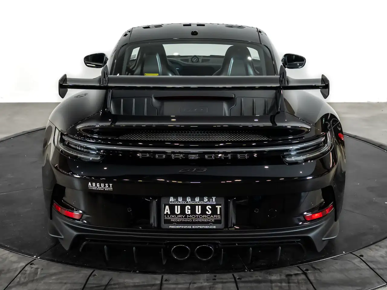 Porsche 911 - Image 14