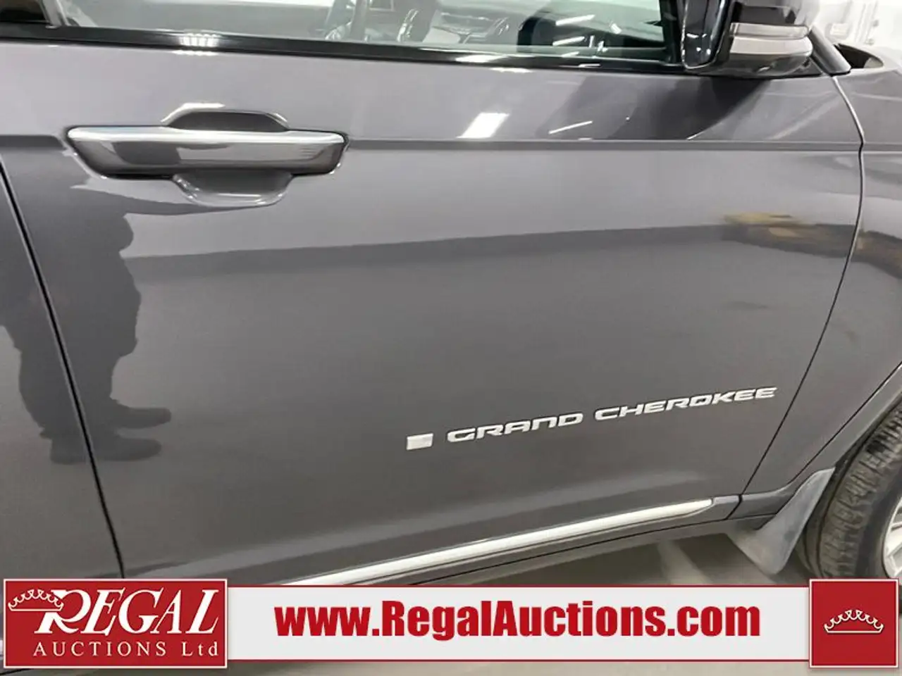 Jeep Grand Cherokee - Image 31