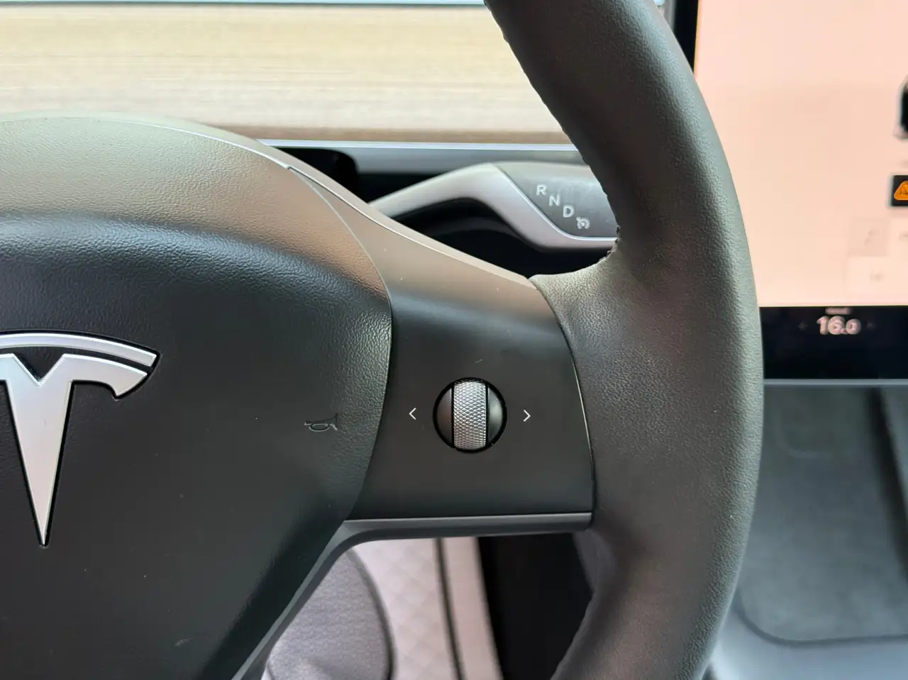 Tesla Model 3 - Image 15