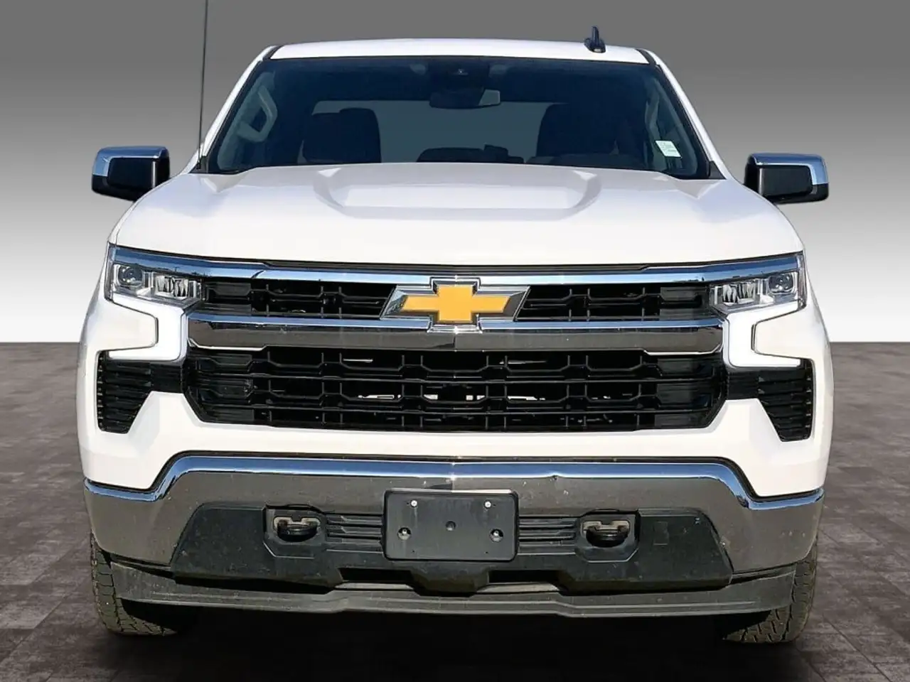 Chevrolet Silverado 1500 - Image 3