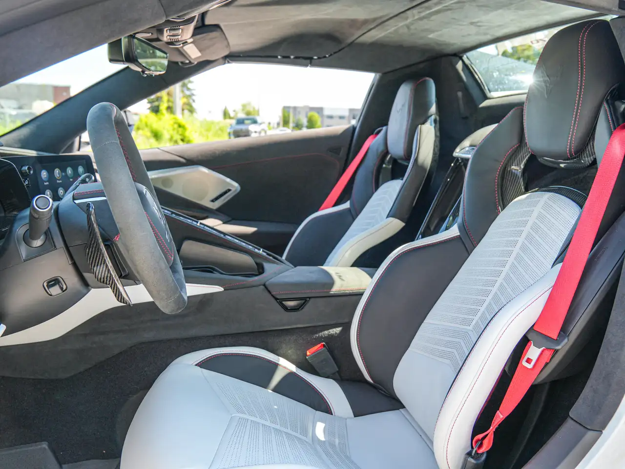 Chevrolet Corvette - Image 14