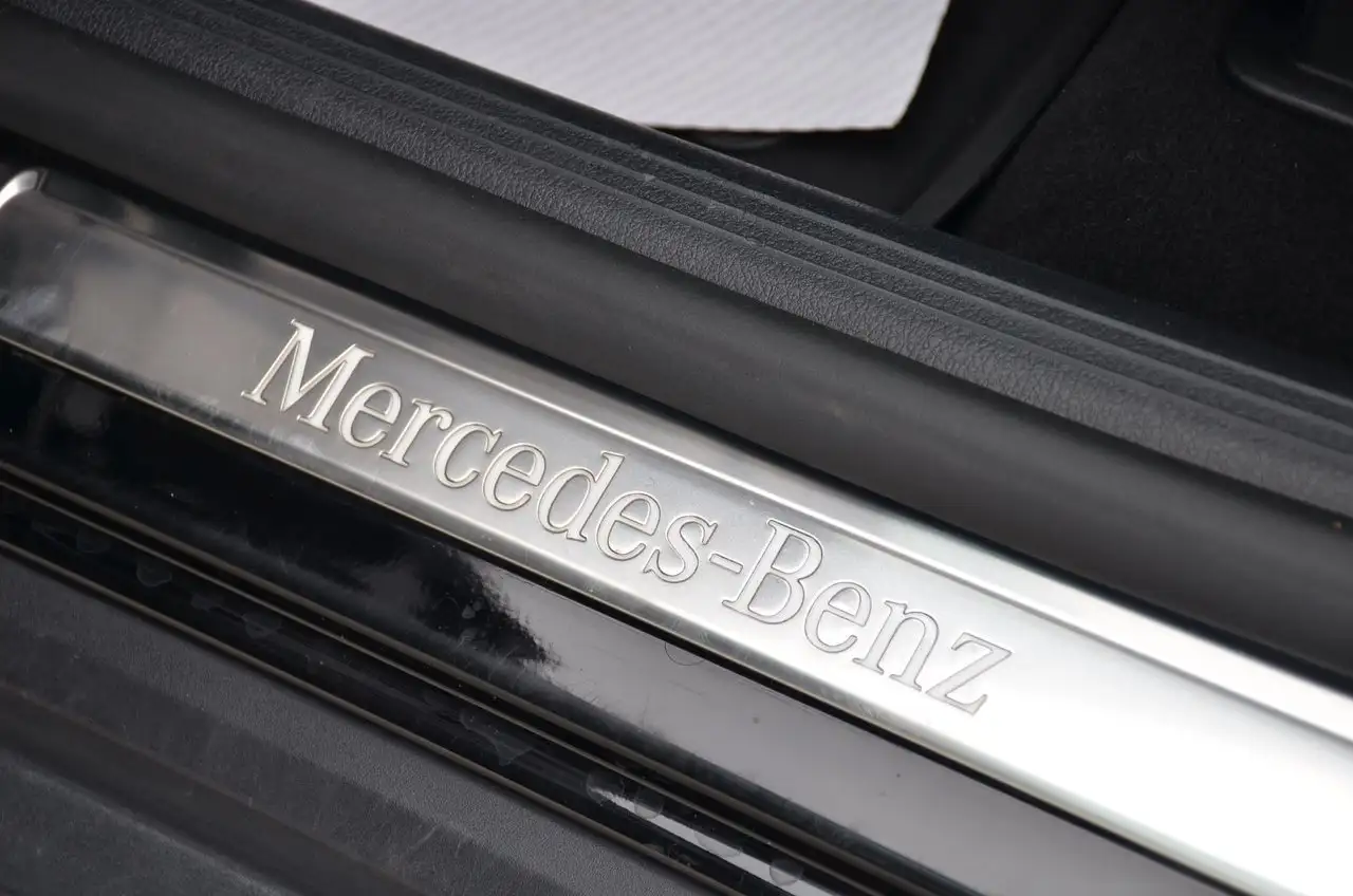 Mercedes-Benz GLC - Image 20