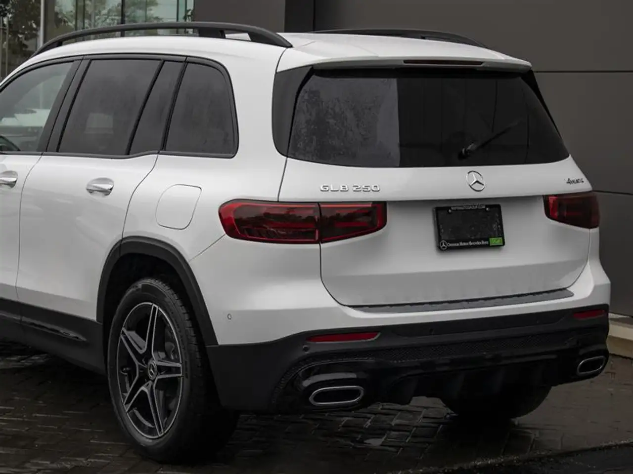 Mercedes-Benz GLB - Image 5