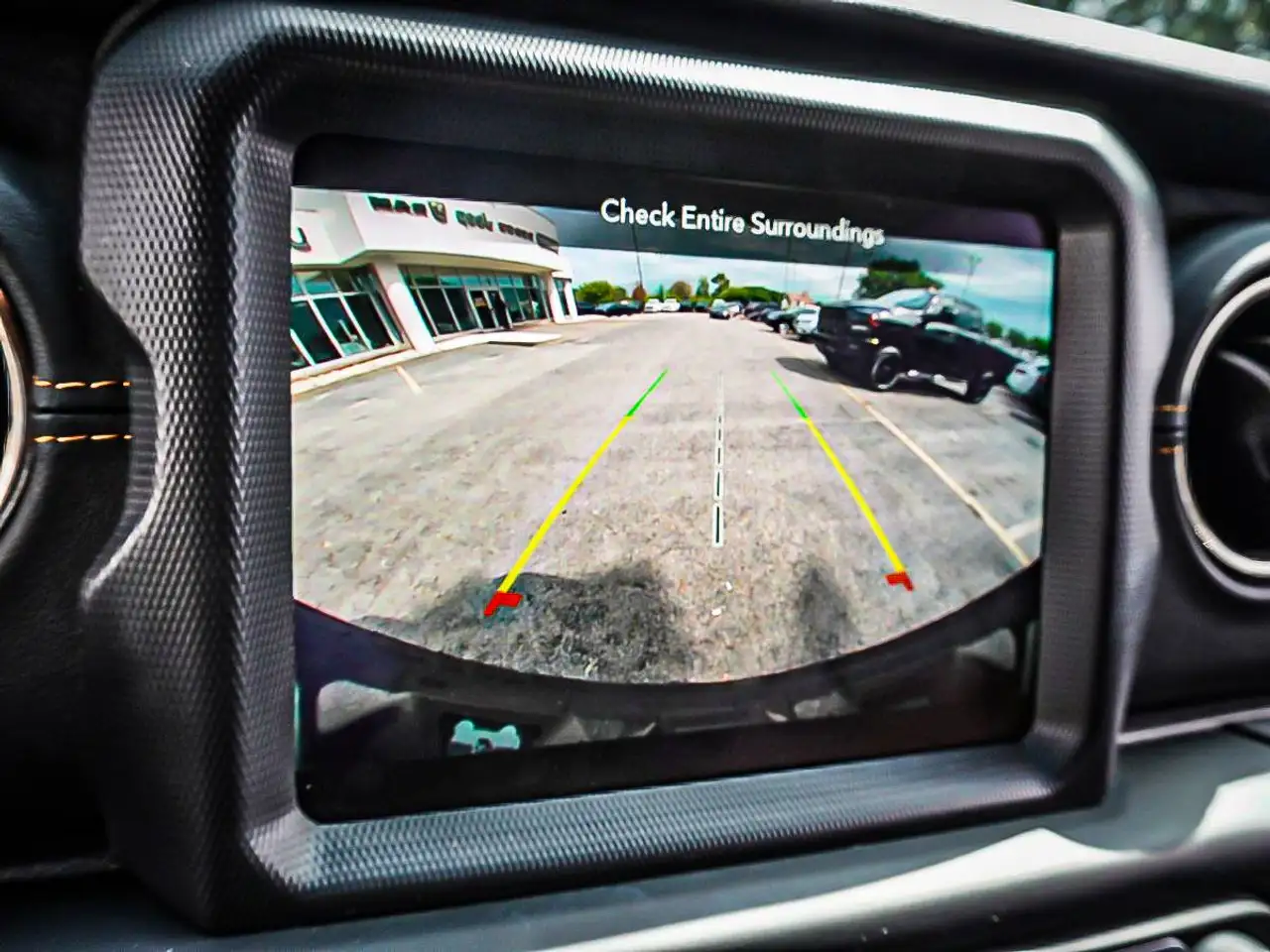 Jeep Wrangler - Image 34