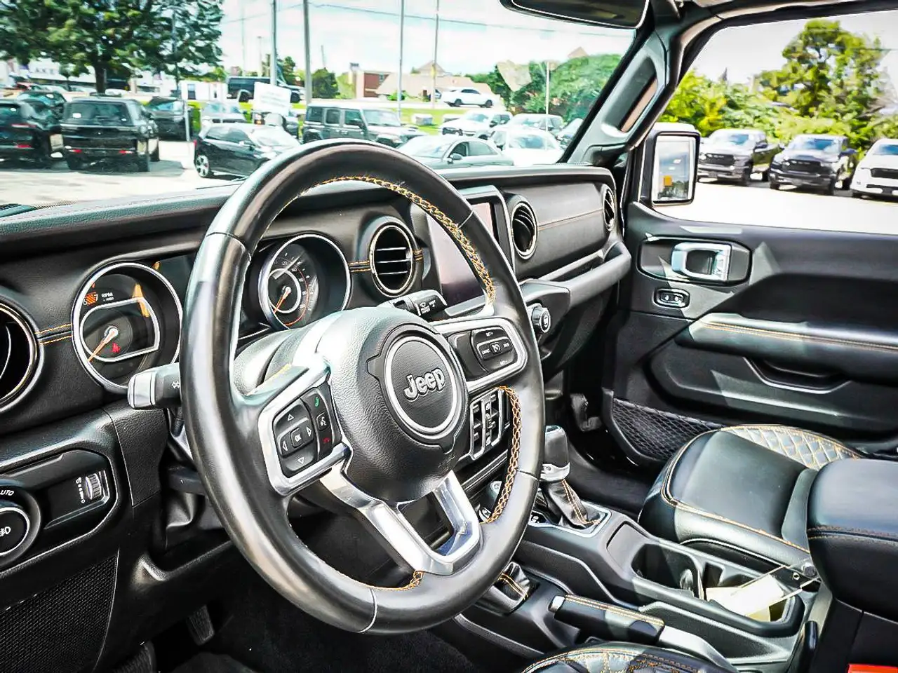 Jeep Wrangler - Image 16