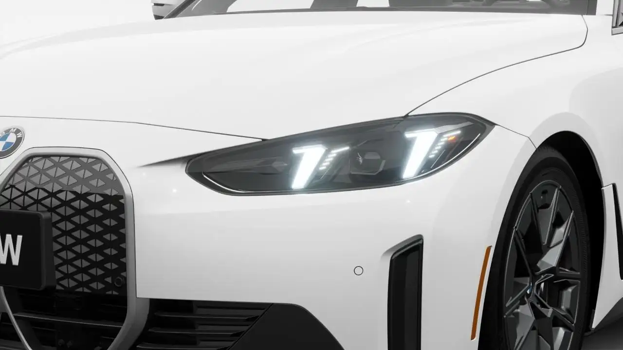 BMW i4 - Image 6