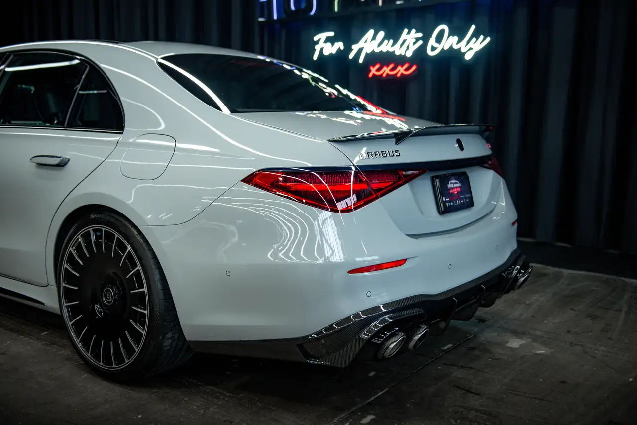 Mercedes-Benz S-Class - Image 8